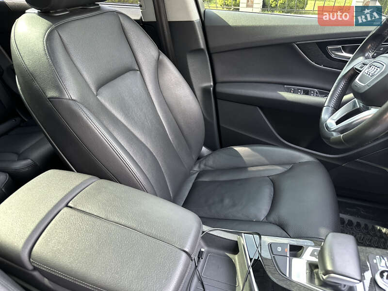 Позашляховик / Кросовер Audi Q7 2015 в Києві фото 15 Позашляховик / Кросовер Audi Q7 2015 в Києві