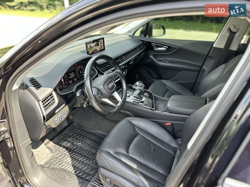 Позашляховик / Кросовер Audi Q7 2015 в Києві фото 24 Позашляховик / Кросовер Audi Q7 2015 в Києві
