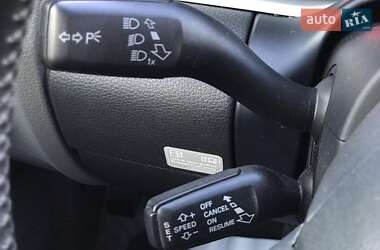 Внедорожник / Кроссовер Audi Q7 2010 в 