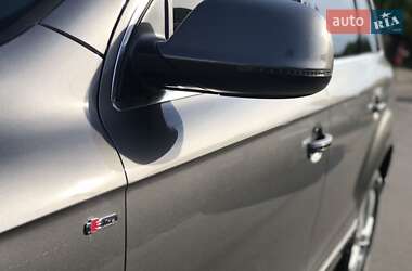 Внедорожник / Кроссовер Audi Q7 2010 в 