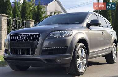 Внедорожник / Кроссовер Audi Q7 2010 в 