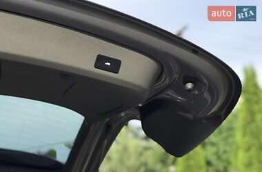 Внедорожник / Кроссовер Audi Q7 2010 в 