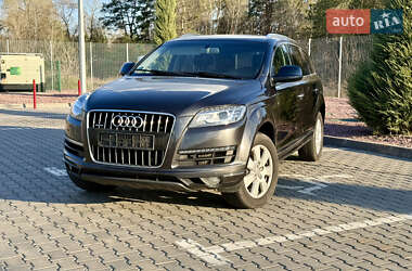 Внедорожник / Кроссовер Audi Q7 2014 в 