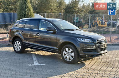 Внедорожник / Кроссовер Audi Q7 2014 в 