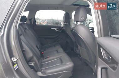 Внедорожник / Кроссовер Audi Q7 2020 в 