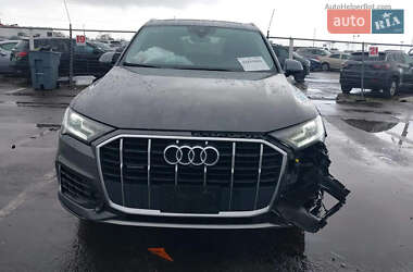 Внедорожник / Кроссовер Audi Q7 2020 в 