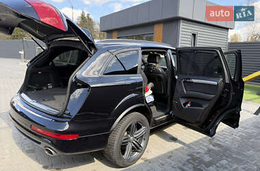 Внедорожник / Кроссовер Audi Q7 2012 в 