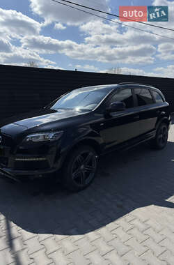 Внедорожник / Кроссовер Audi Q7 2012 в 