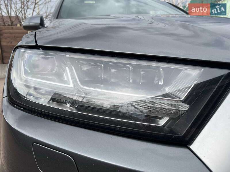 Внедорожник / Кроссовер Audi Q7 2018 в Виннице