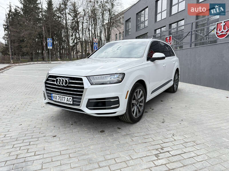 Внедорожник / Кроссовер Audi Q7 2017 в Виннице