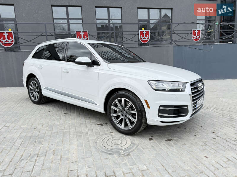 Внедорожник / Кроссовер Audi Q7 2017 в Виннице