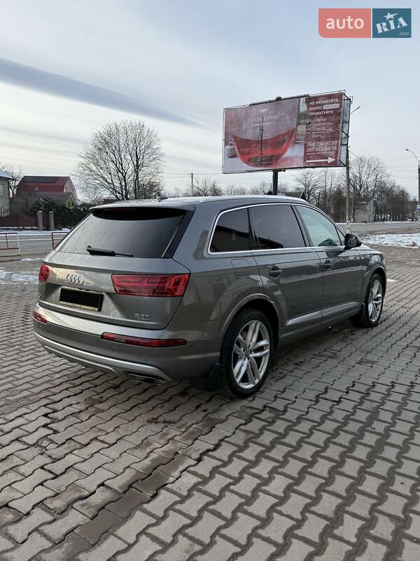 Внедорожник / Кроссовер Audi Q7 2016 в Коломые