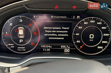 Позашляховик / Кросовер Audi Q7 2018 в 
