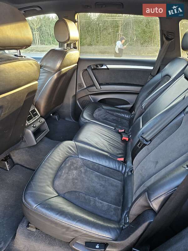 Внедорожник / Кроссовер Audi Q7 2007 в Житомире