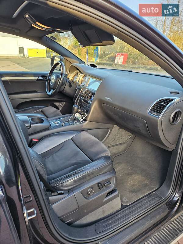 Внедорожник / Кроссовер Audi Q7 2007 в Житомире