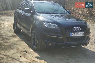 Внедорожник / Кроссовер Audi Q7 2014 в 