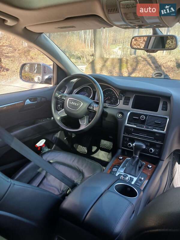 Внедорожник / Кроссовер Audi Q7 2015 в Винниках