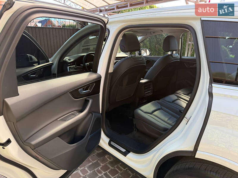 Позашляховик / Кросовер Audi Q7 2022 в Білій Церкві