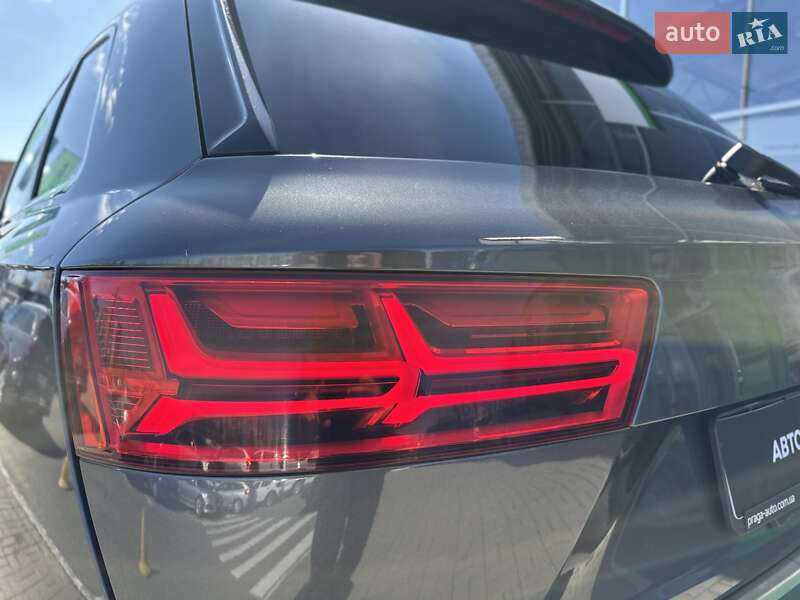 Внедорожник / Кроссовер Audi Q7 2018 в Киеве