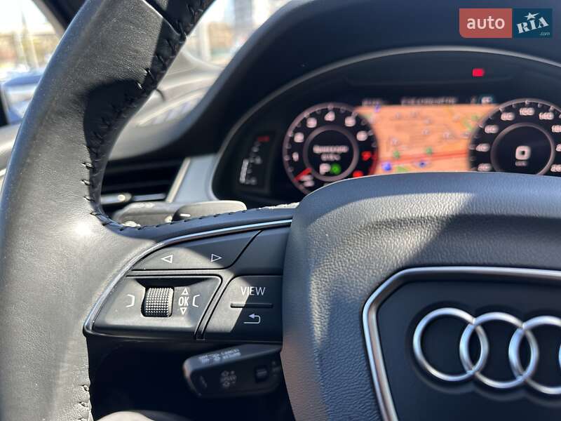 Внедорожник / Кроссовер Audi Q7 2018 в Киеве