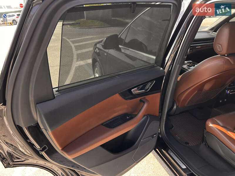 Внедорожник / Кроссовер Audi Q7 2018 в Киеве
