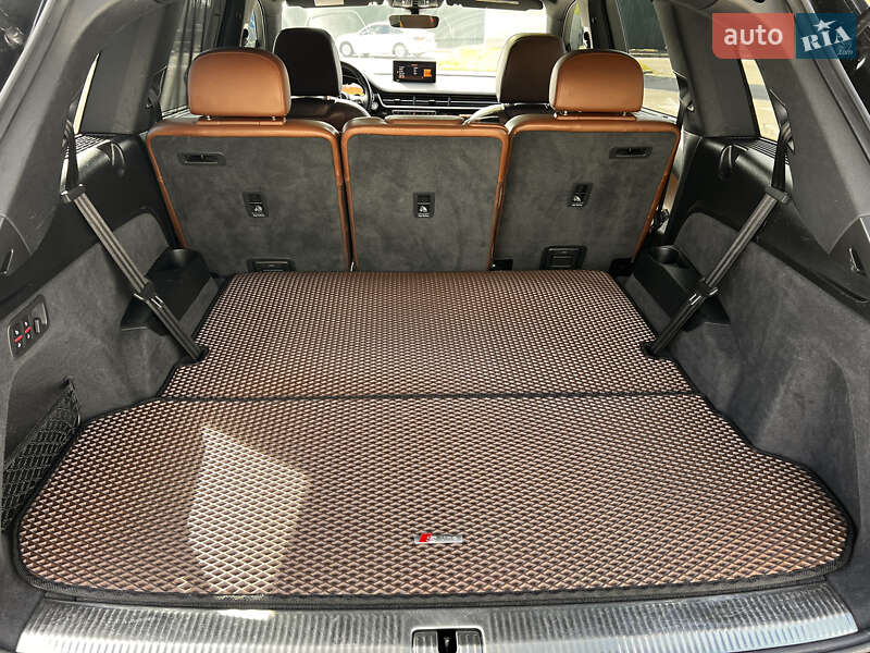 Внедорожник / Кроссовер Audi Q7 2018 в Киеве