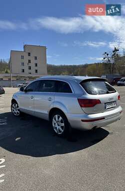 Внедорожник / Кроссовер Audi Q7 2007 в 