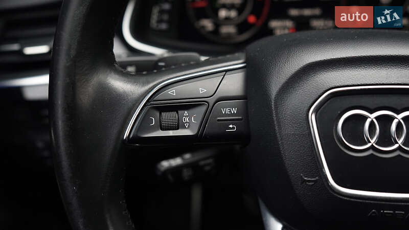 Позашляховик / Кросовер Audi Q7 2016 в Львові