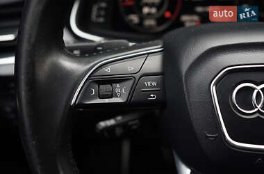 Позашляховик / Кросовер Audi Q7 2016 в 