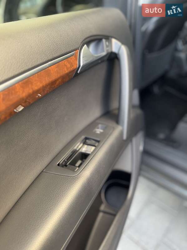 Внедорожник / Кроссовер Audi Q7 2013 в Дрогобыче