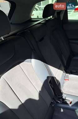Внедорожник / Кроссовер Audi Q7 2017 в 