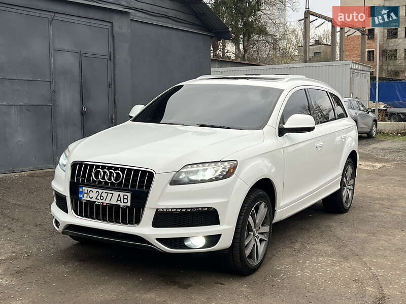 Позашляховик / Кросовер Audi Q7 2011 в 