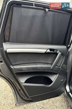 Внедорожник / Кроссовер Audi Q7 2012 в 