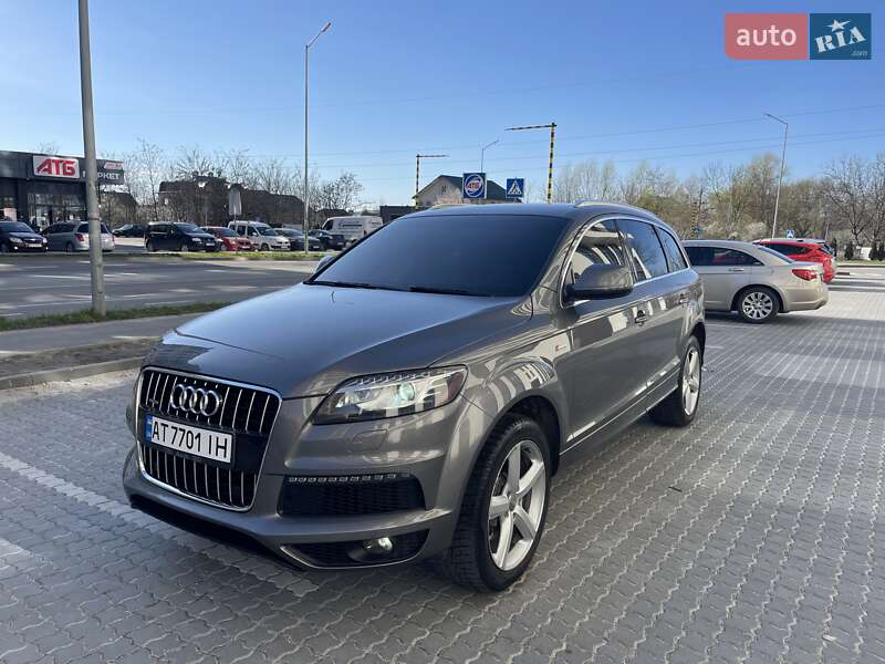 Внедорожник / Кроссовер Audi Q7 2012 в Яремче