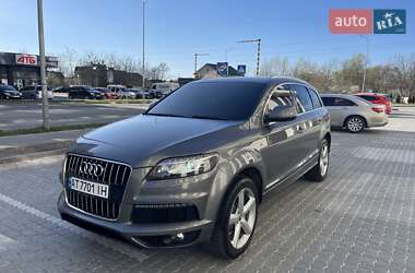 Внедорожник / Кроссовер Audi Q7 2012 в 