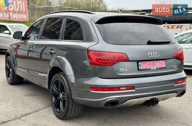 Внедорожник / Кроссовер Audi Q7 2015 в 