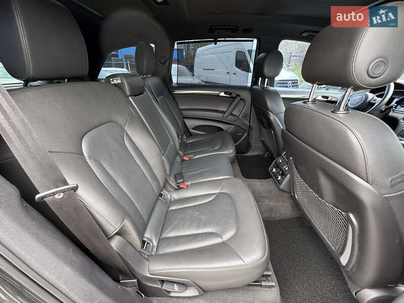 Внедорожник / Кроссовер Audi Q7 2015 в Львове