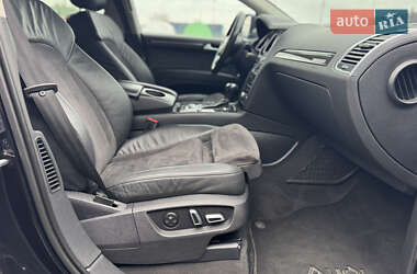 Внедорожник / Кроссовер Audi Q7 2013 в 