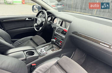 Внедорожник / Кроссовер Audi Q7 2013 в 
