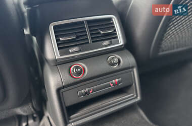 Внедорожник / Кроссовер Audi Q7 2013 в 