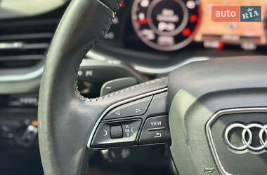 Внедорожник / Кроссовер Audi Q7 2016 в 