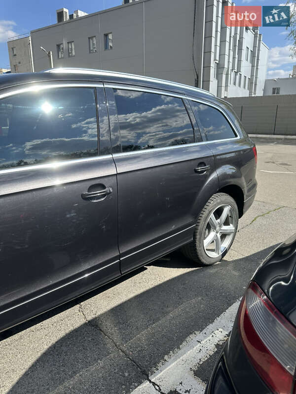 Внедорожник / Кроссовер Audi Q7 2014 в Харькове