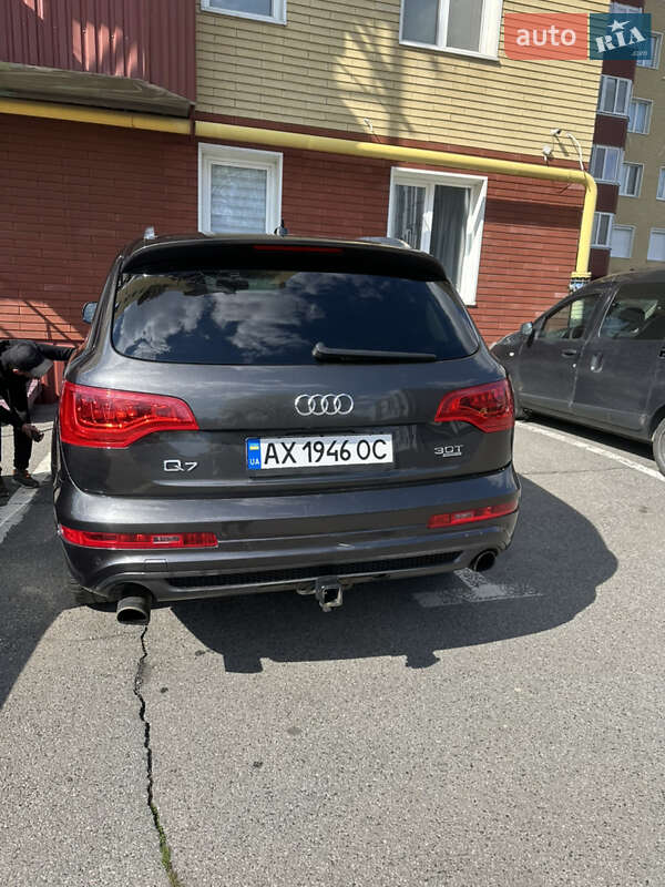 Внедорожник / Кроссовер Audi Q7 2014 в Харькове