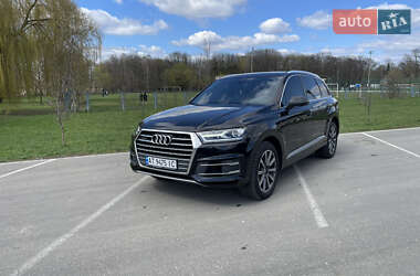 Позашляховик / Кросовер Audi Q7 2016 в 
