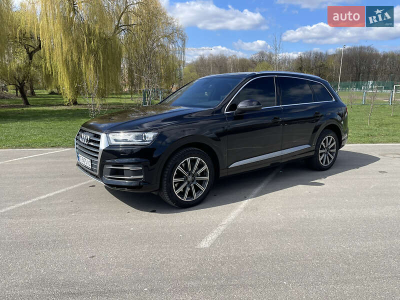 Позашляховик / Кросовер Audi Q7 2016 в Івано-Франківську