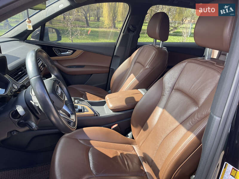 Позашляховик / Кросовер Audi Q7 2016 в Івано-Франківську