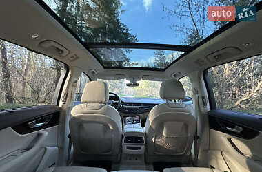 Внедорожник / Кроссовер Audi Q7 2017 в Харькове
