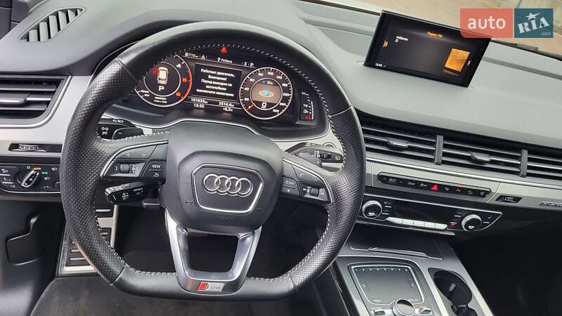 Внедорожник / Кроссовер Audi Q7 2016 в Полтаве