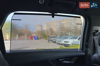 Позашляховик / Кросовер Audi Q7 2016 в 