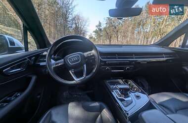 Внедорожник / Кроссовер Audi Q7 2018 в 